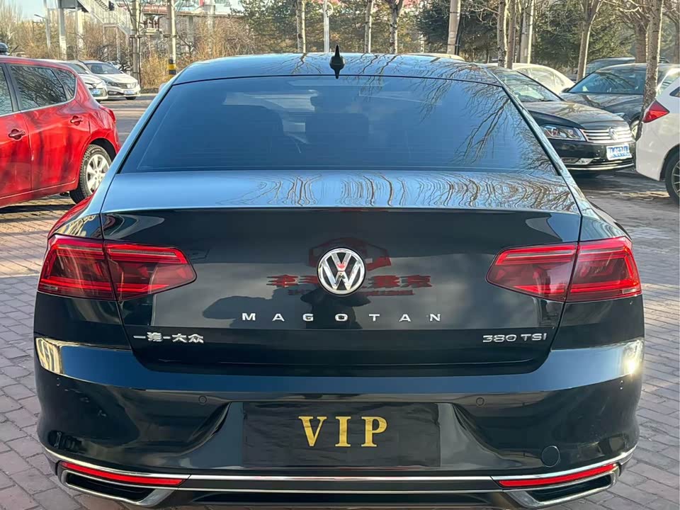 Volkswagen Magotan