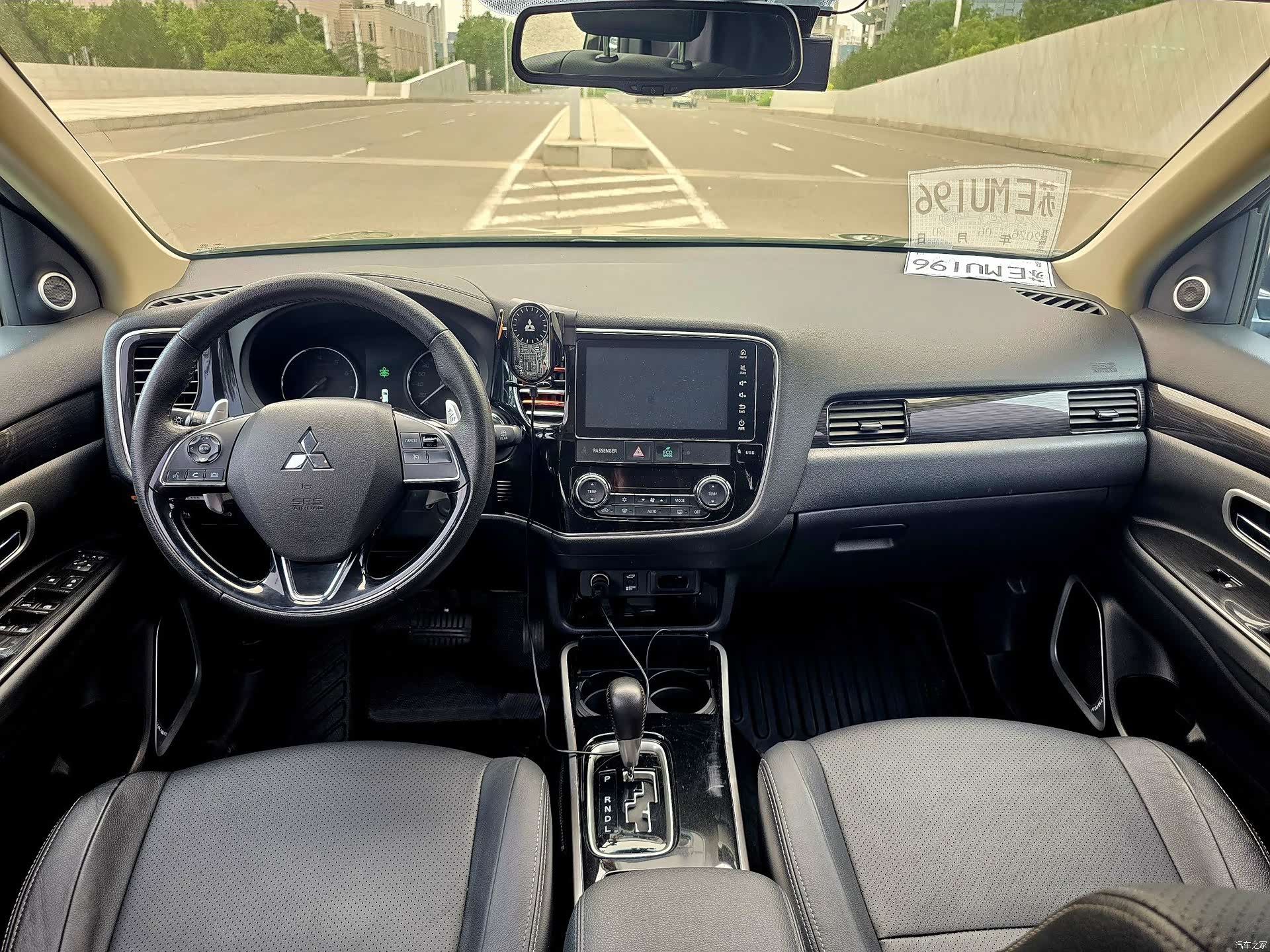 Mitsubishi Outlander, 2018 8