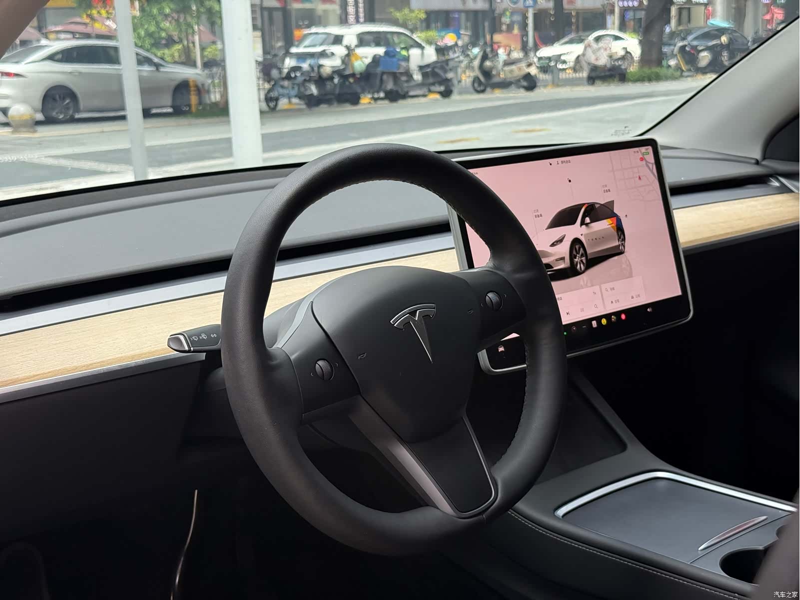 Tesla Model Y, 2022 все фото