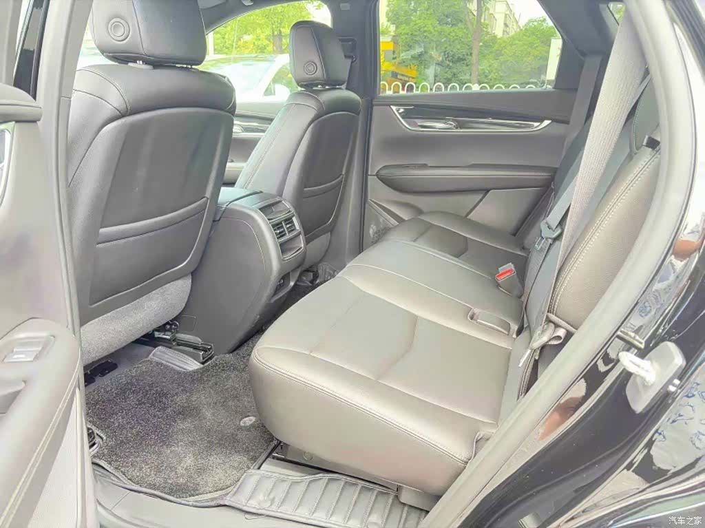 Cadillac XT5, 2021 12