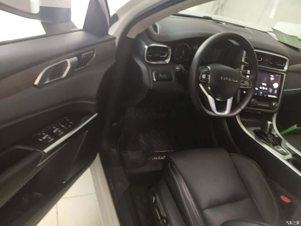 Lynk & Co 01, 2020 16