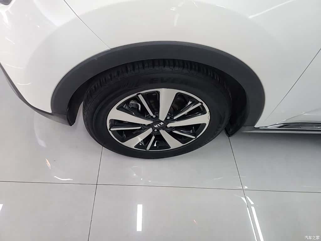 Kia KX3, 2015 23
