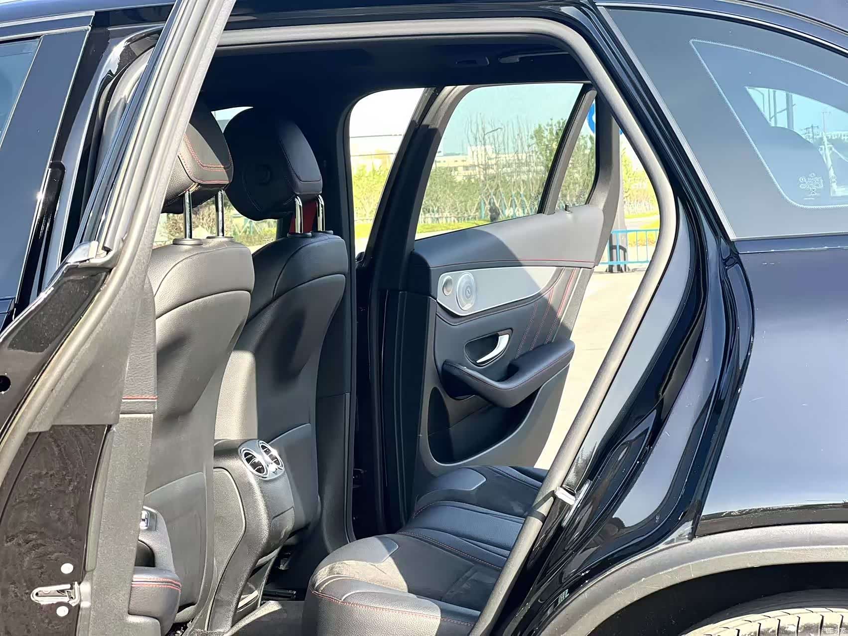Mercedes-Benz GLC, 2018 10