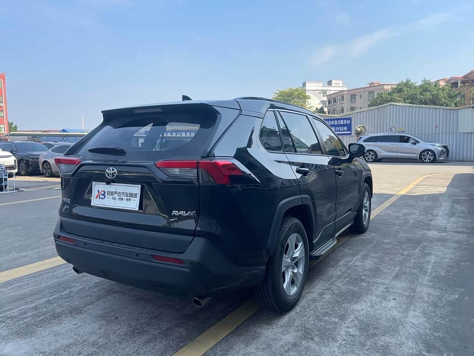 Toyota RAV4 Rongfang