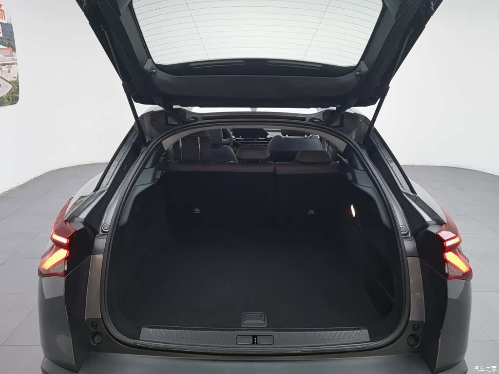 Citroen C5 X, 2023 16