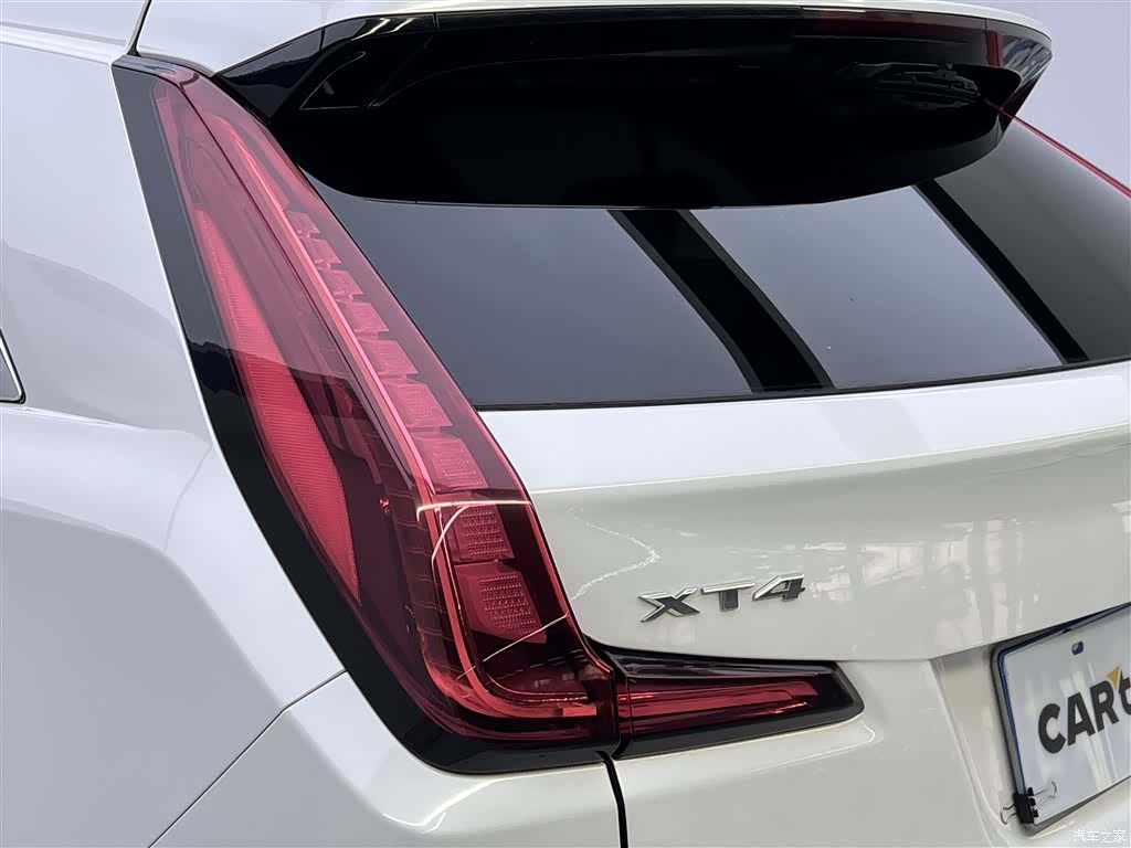 Cadillac XT4, 2019 10