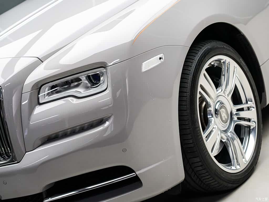 Rolls-Royce Wraith, 2021 3