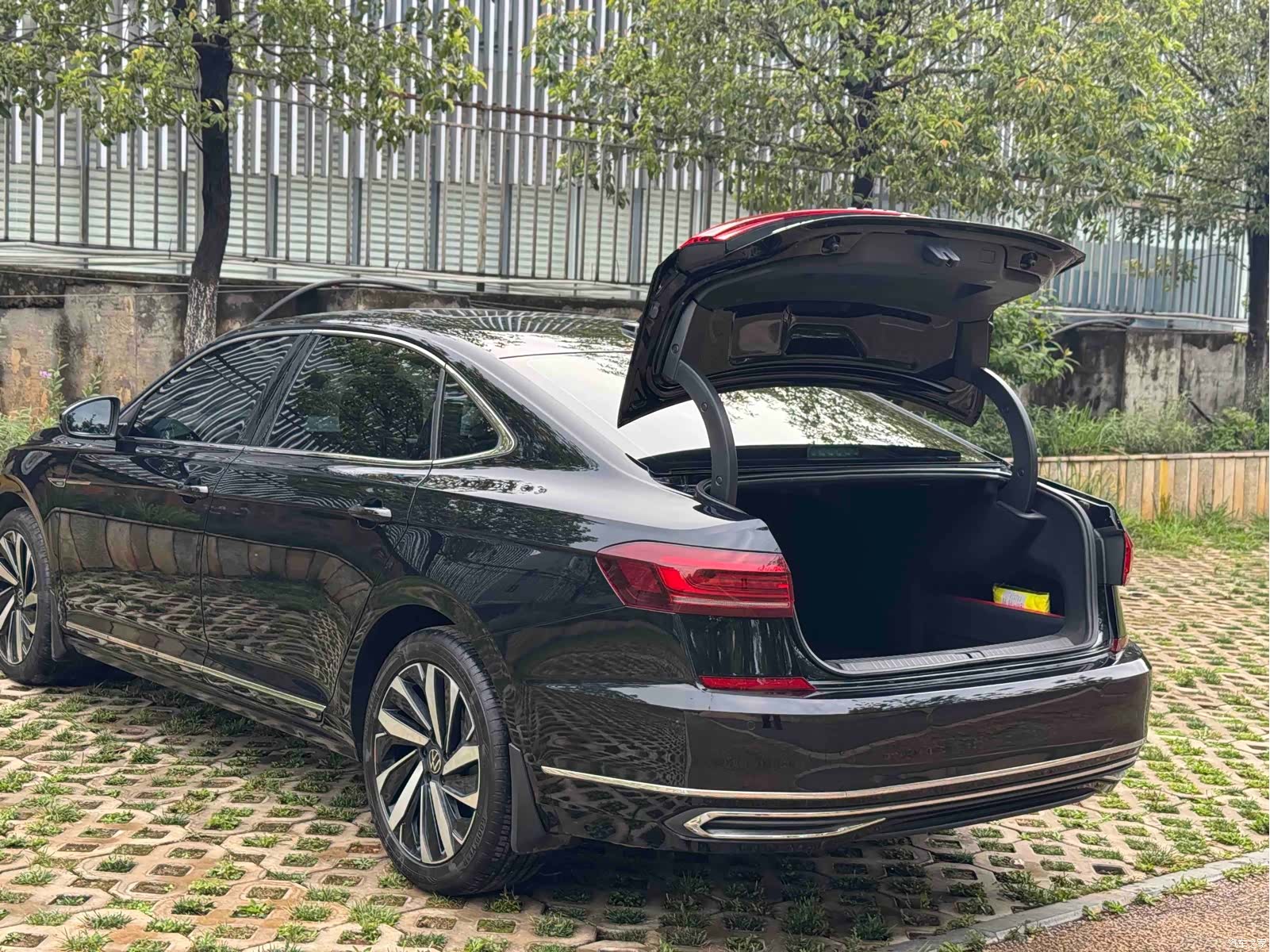 Volkswagen Passat, 2024 12