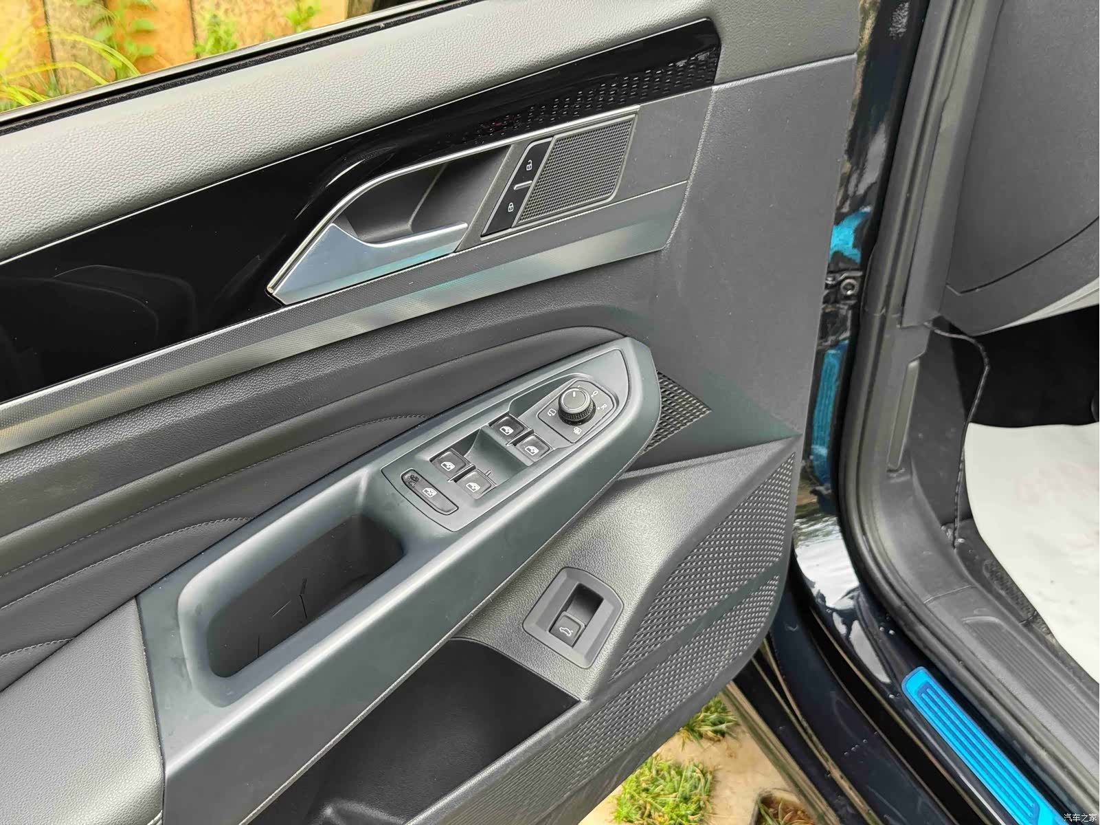 Volkswagen Passat, 2024 15