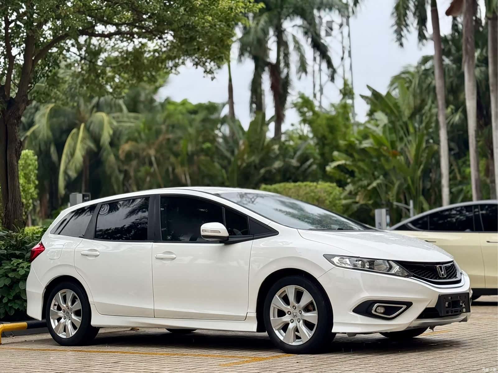 Honda Jade, 2014 3