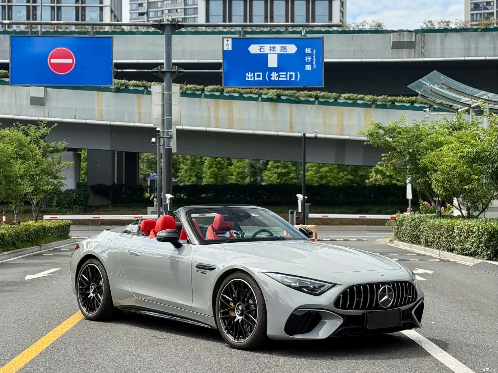 Mercedes-Benz SL, 2025 2