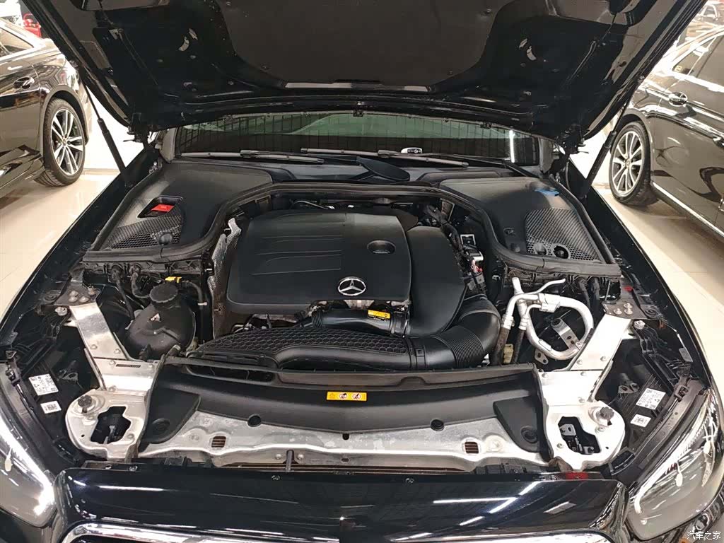Mercedes-Benz E-Class, 2023 20