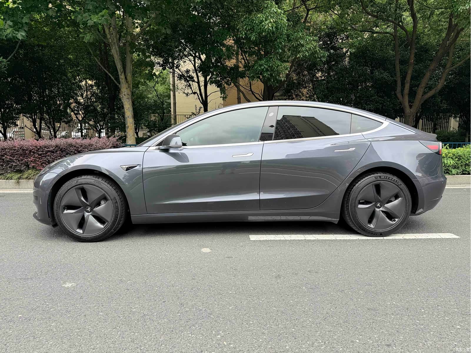 Tesla Model 3, 2020 все фото