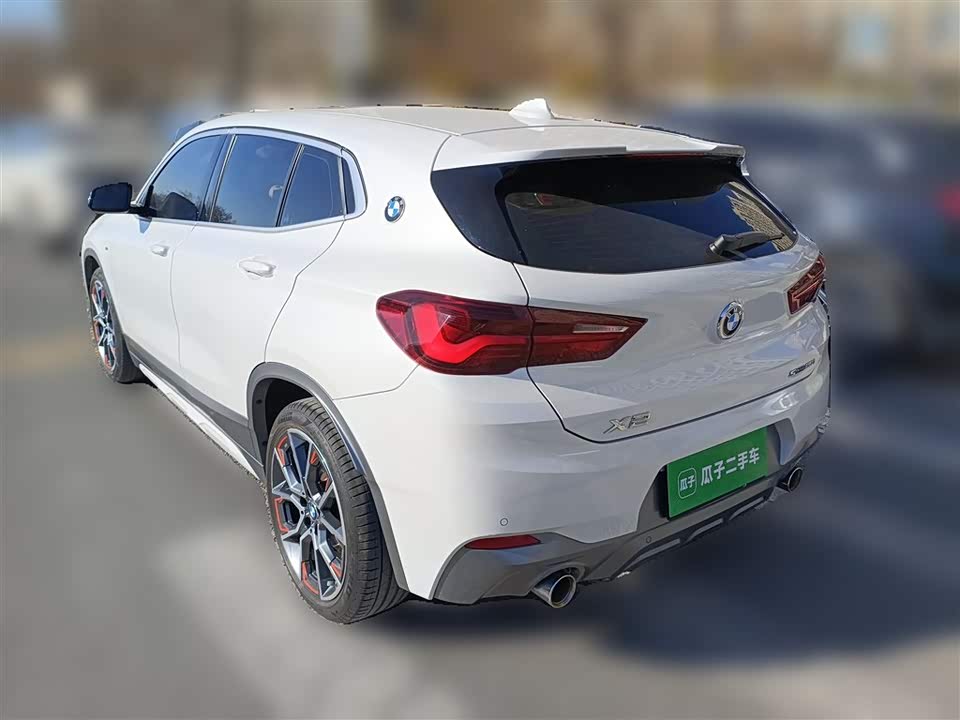 BMW X2