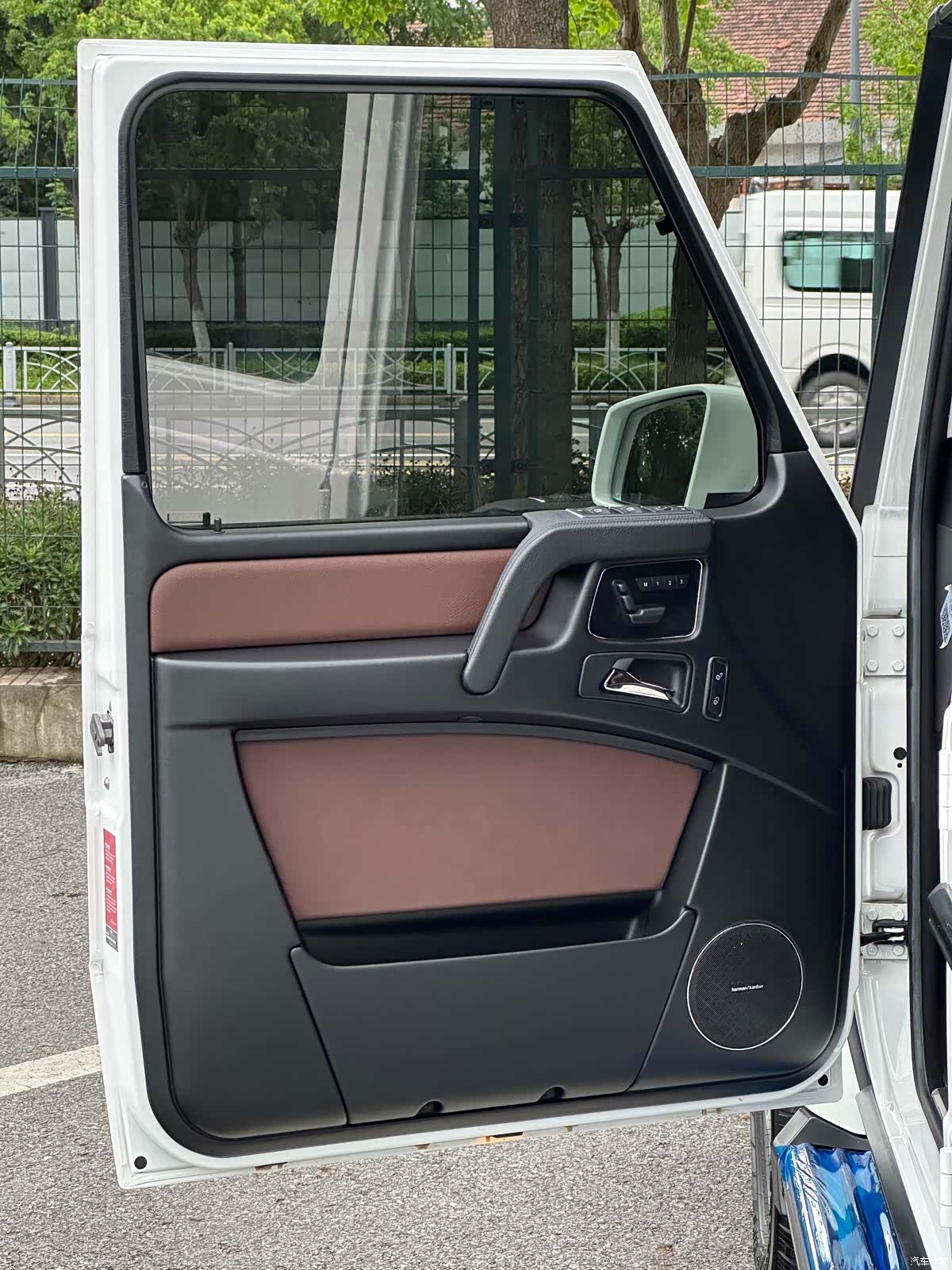 Mercedes-Benz G-Class, 2017 23
