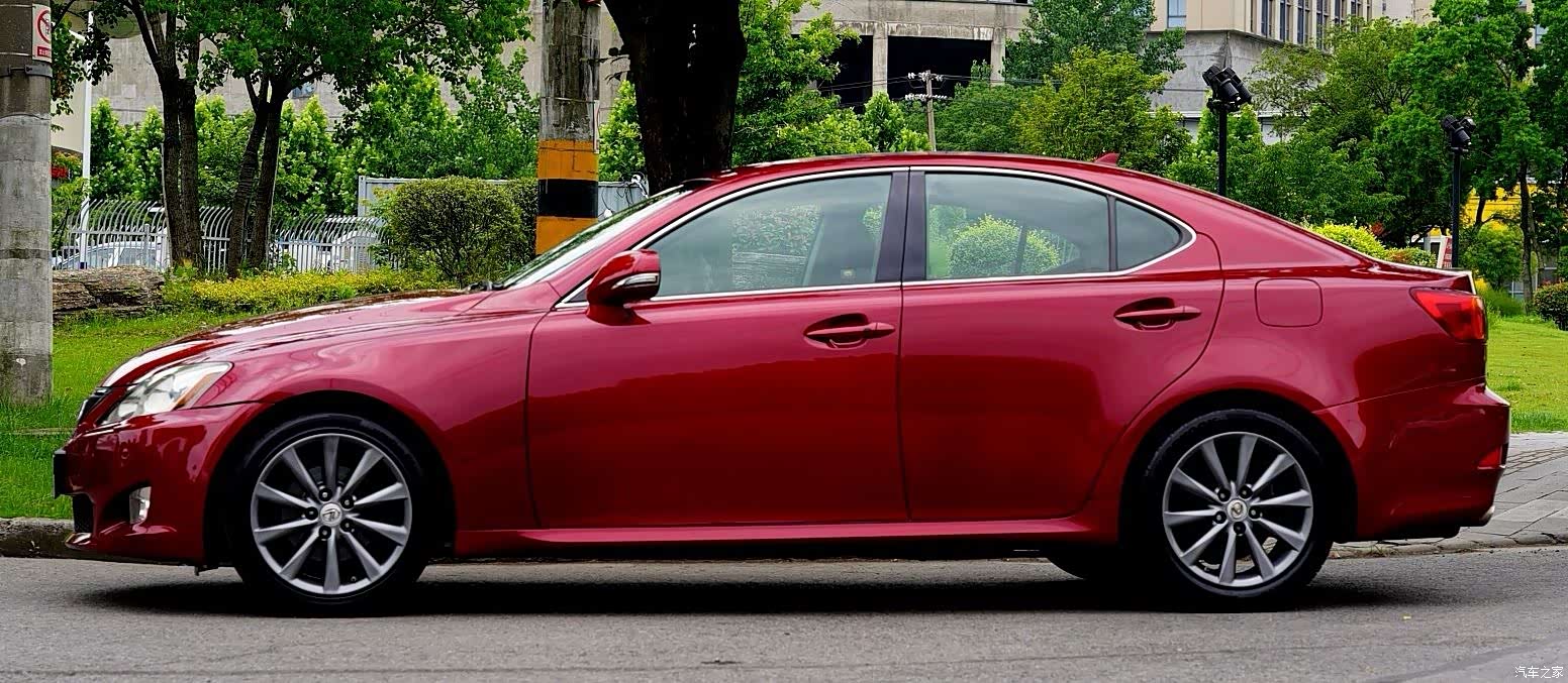 Lexus IS, 2010 2