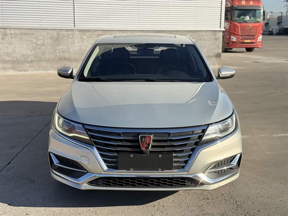 Roewe i6