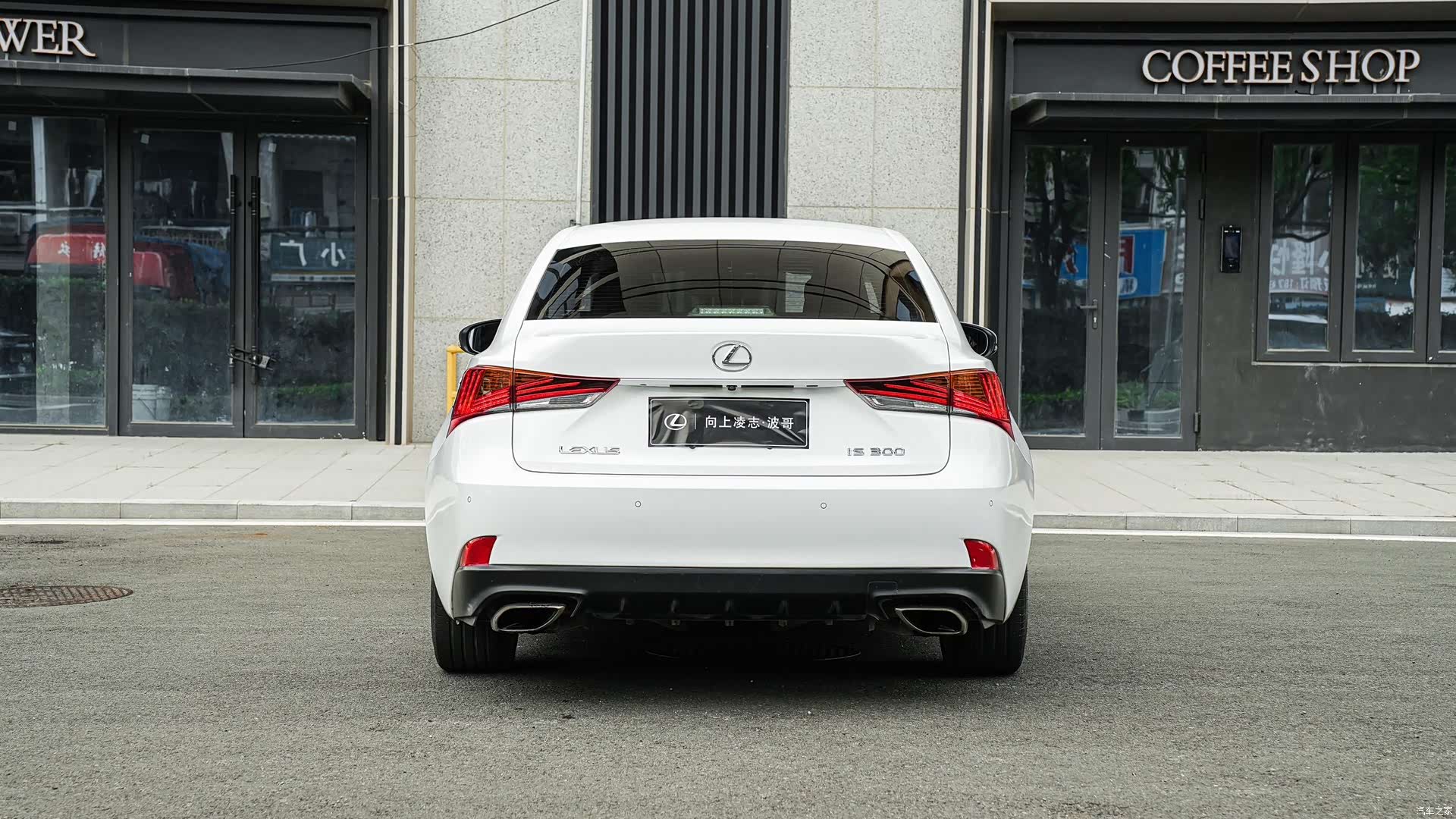 Lexus IS, 2018 все фото
