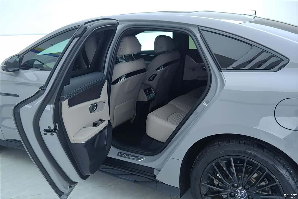 BYD Han, 2025 11
