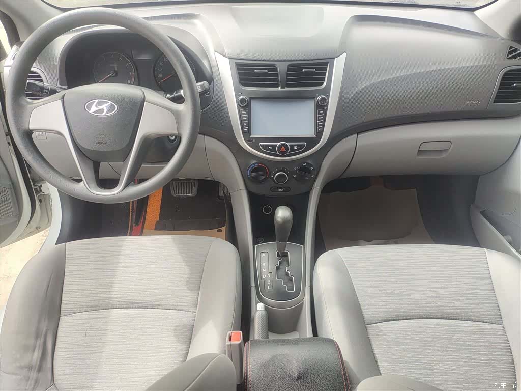 Hyundai GLS, 2016 10