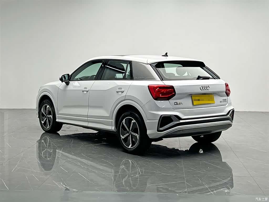 Audi e-tron, 2022 4