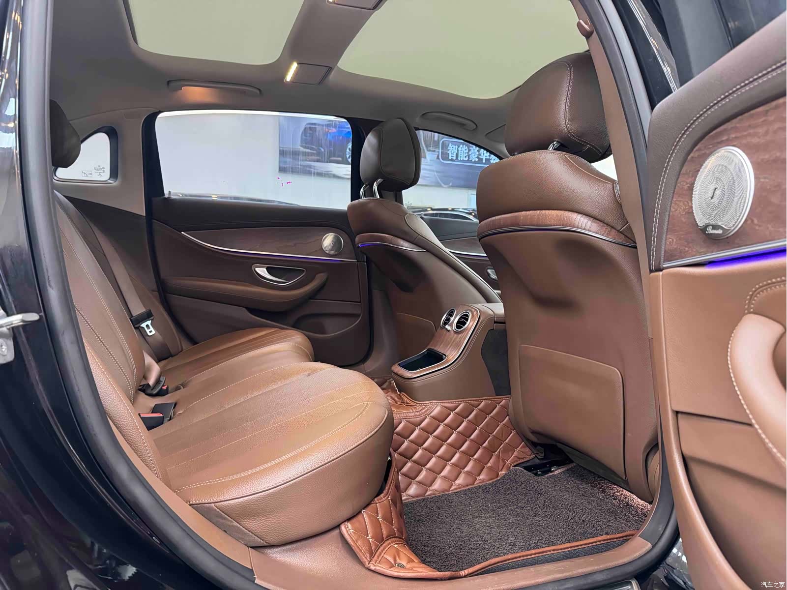 Mercedes-Benz E-Class, 2021 11