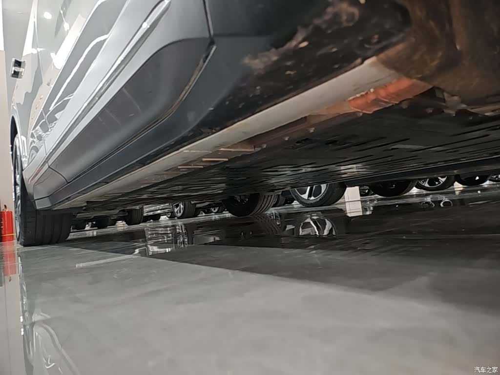 NIO ES6, 2025 21