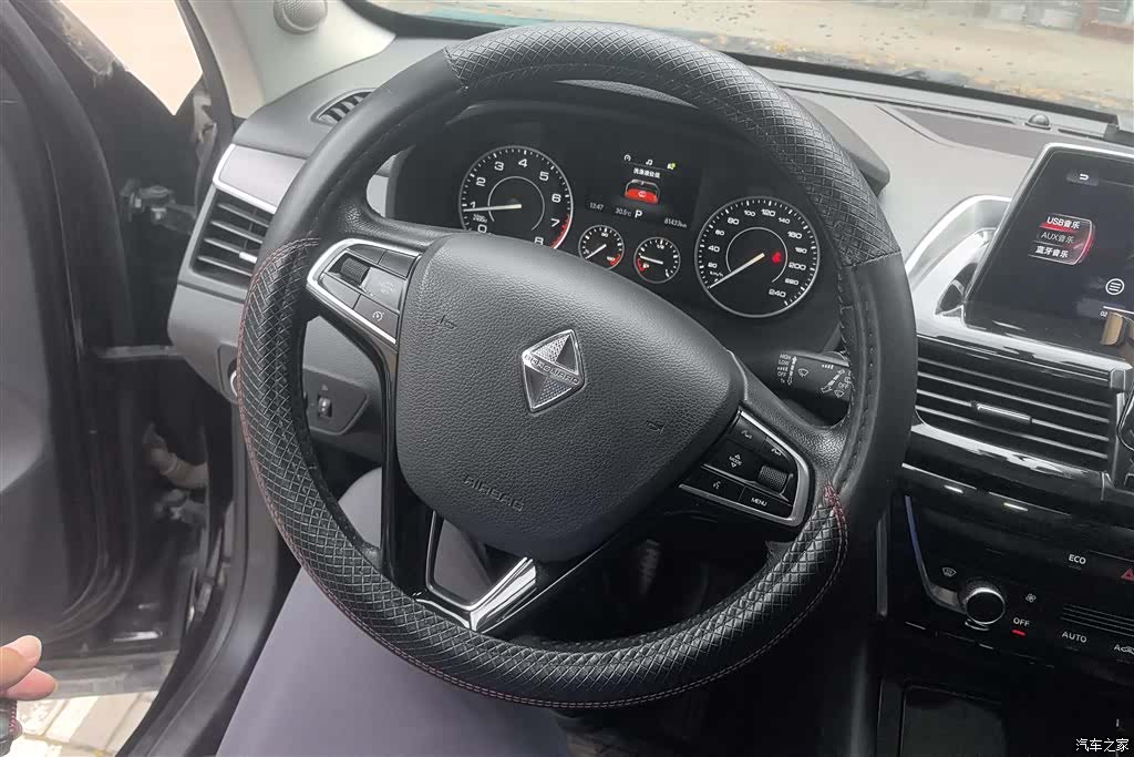 Borgward BX5, 2017 15