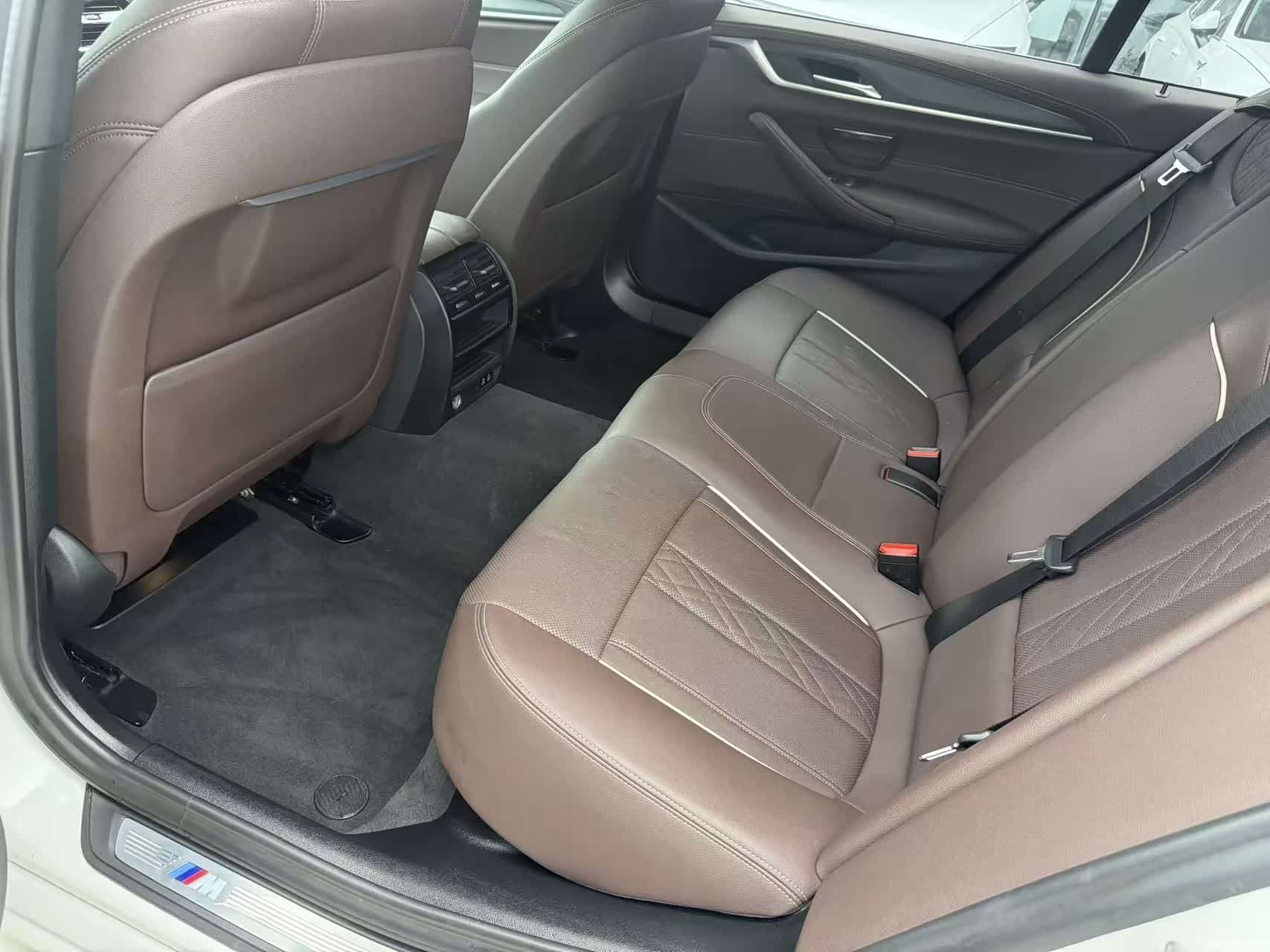 BMW 5 Series, 2021 14