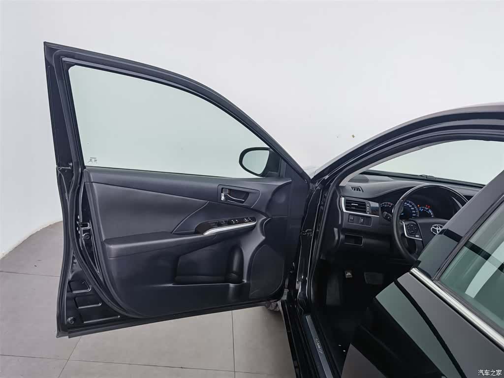 Toyota Camry, 2017 8