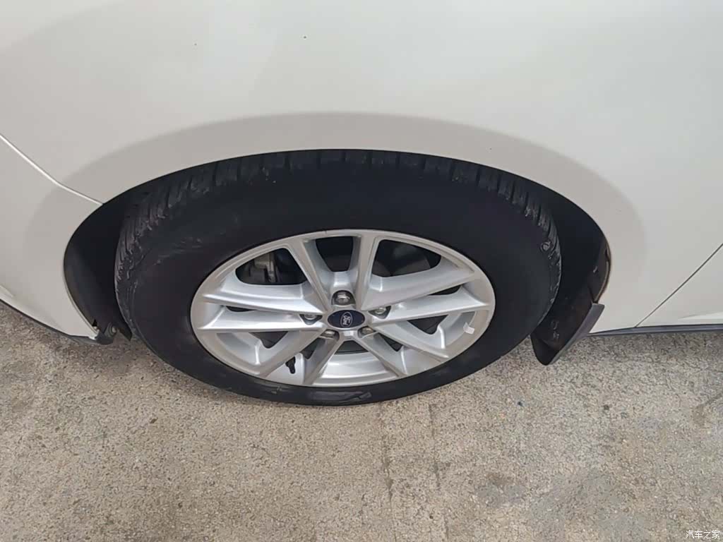 Ford Focus, 2017 23