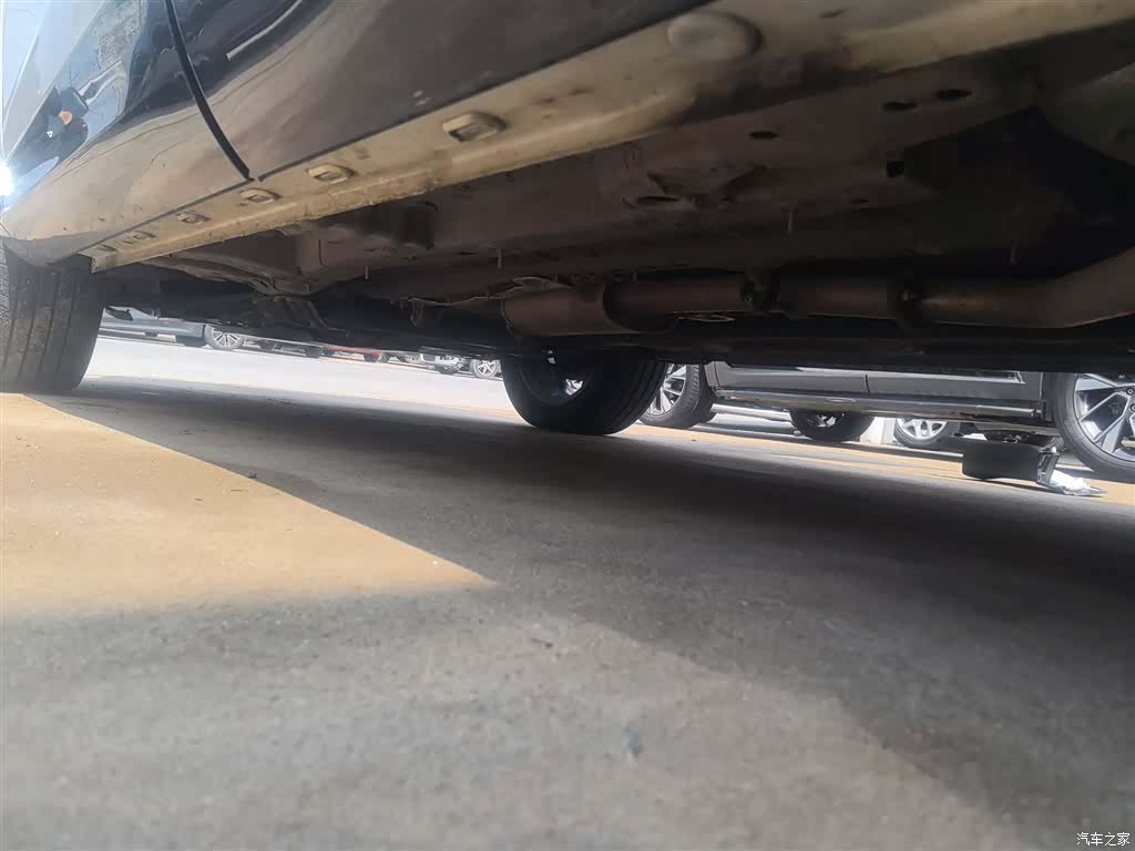Roewe RX5, 2023 22