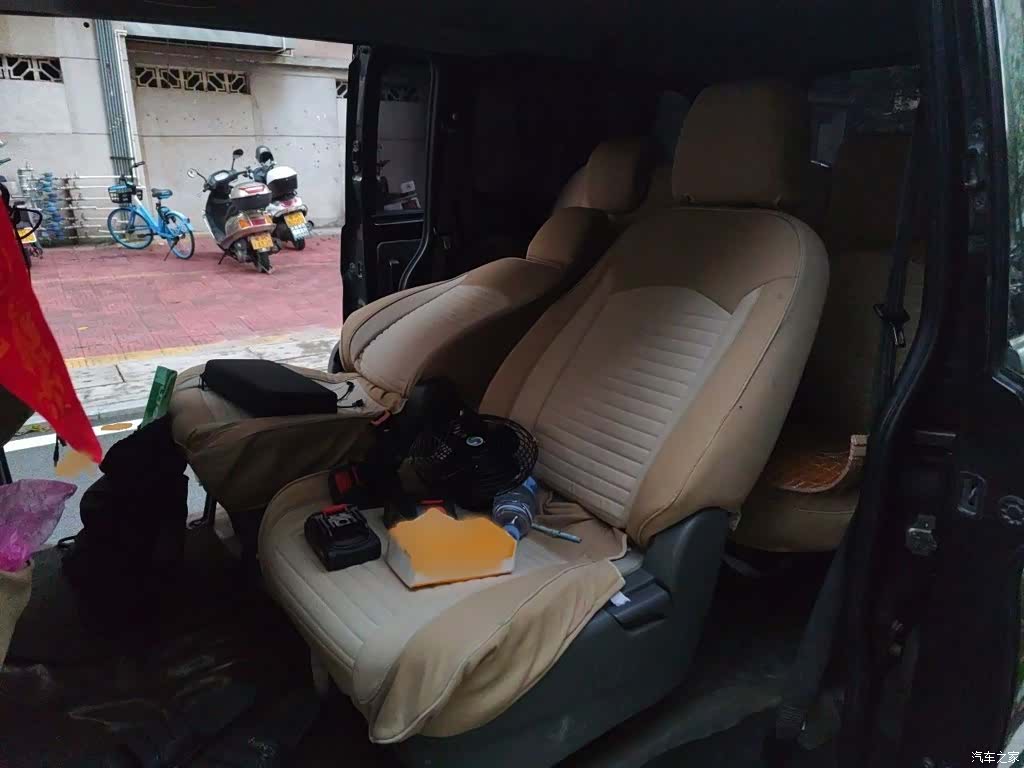 Wuling L3C, 2016 15