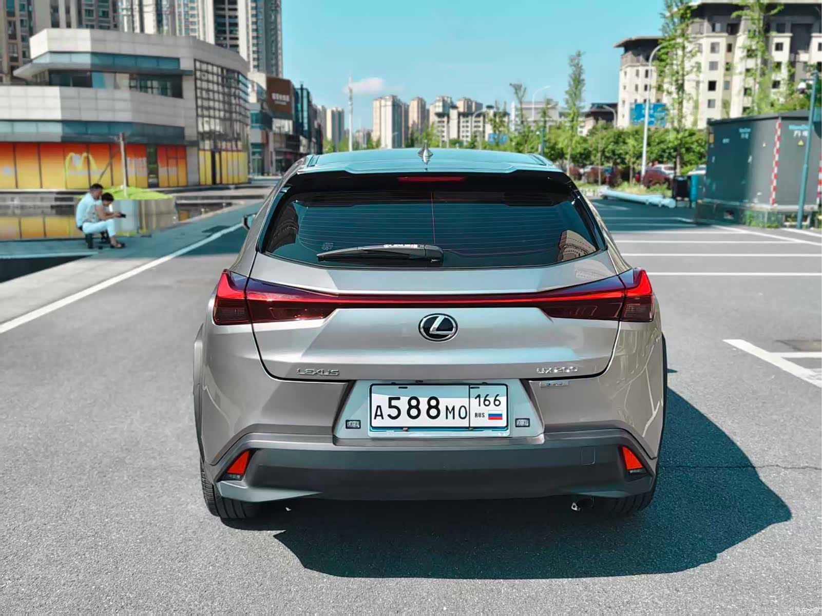 Lexus UX, 2022 8