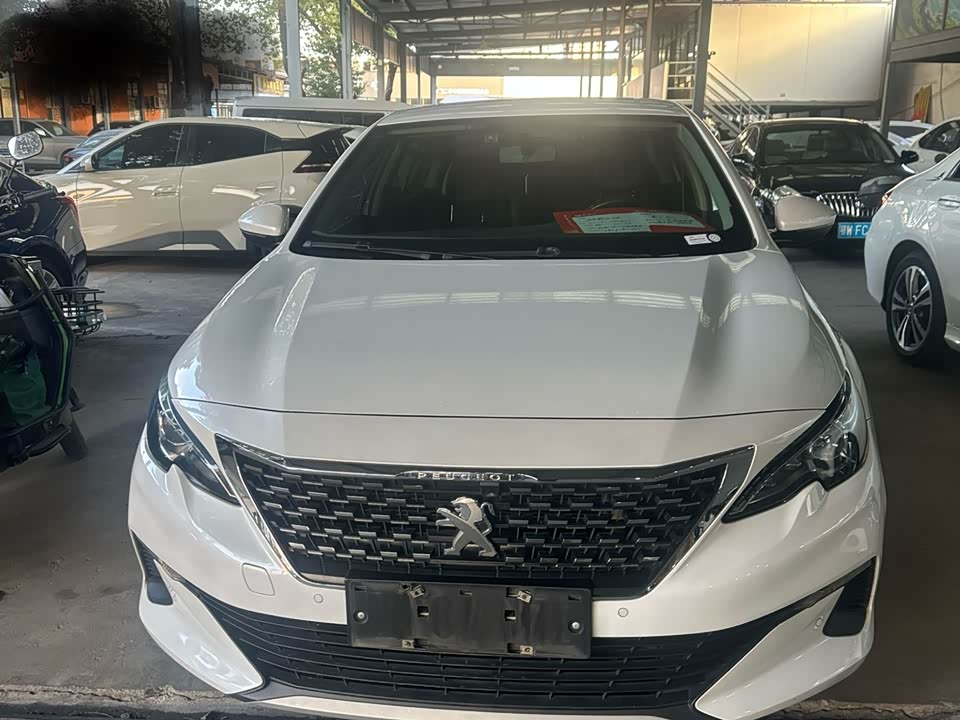 Peugeot 408