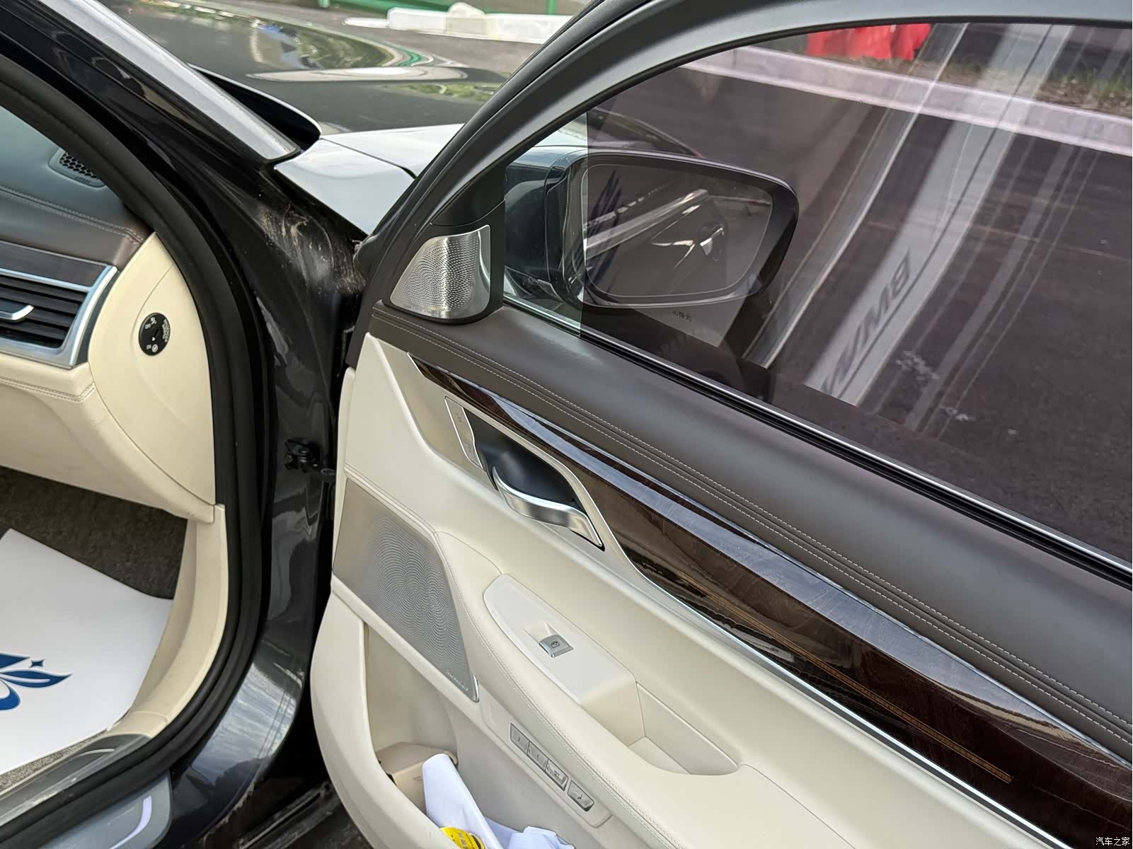 BMW 7 Series, 2015 16