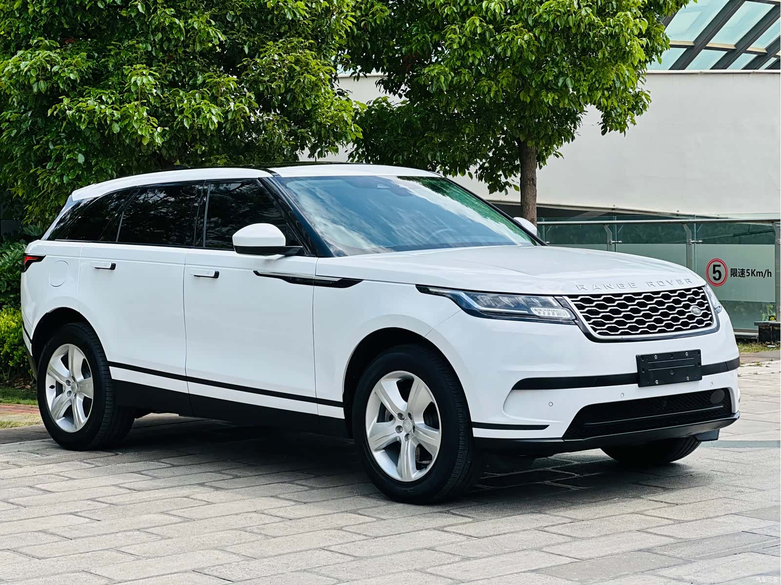 Land Rover Range Rover, 2023 3