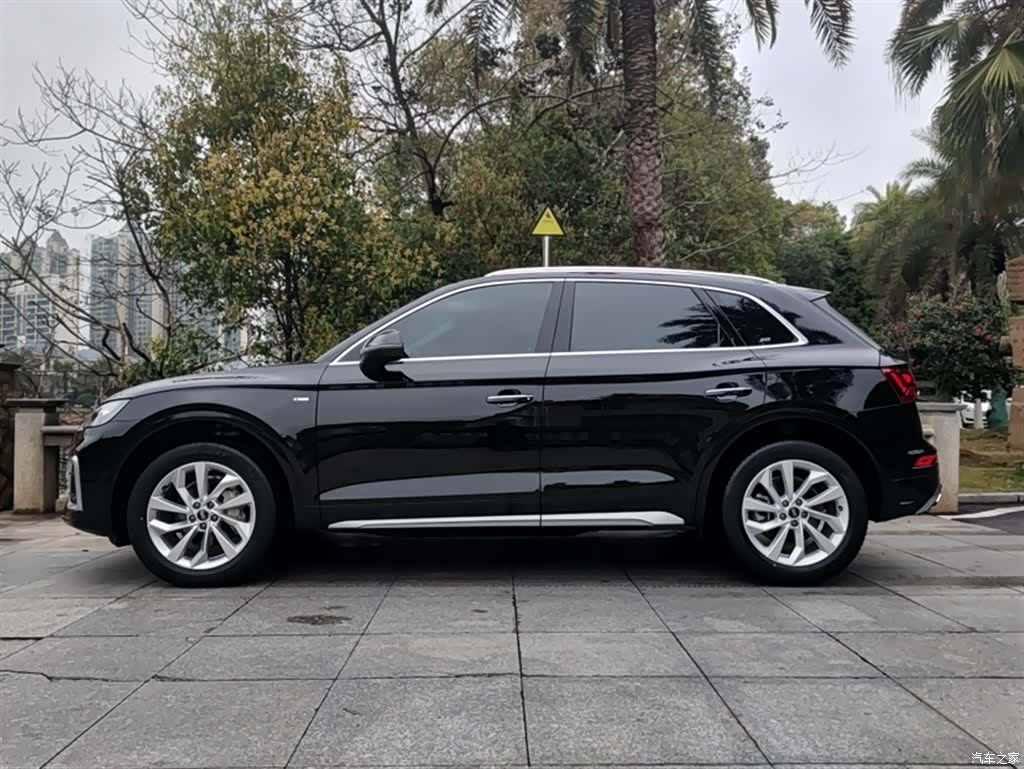 Audi Q5L, 2022 25