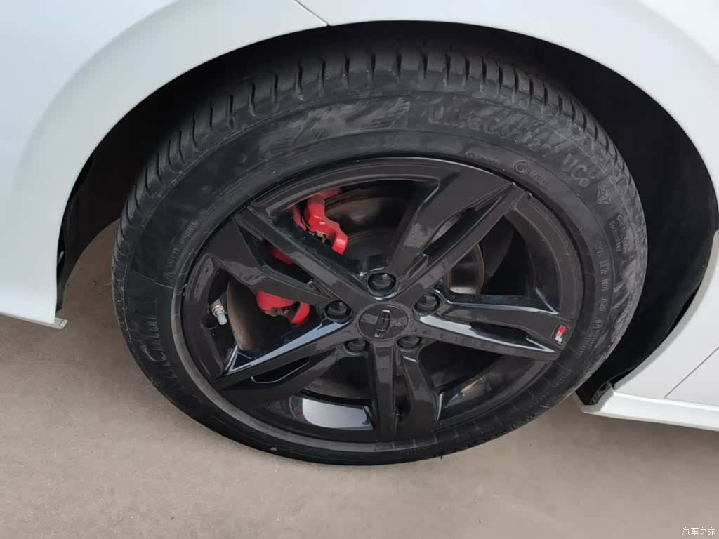 Geely Binray, 2021 23