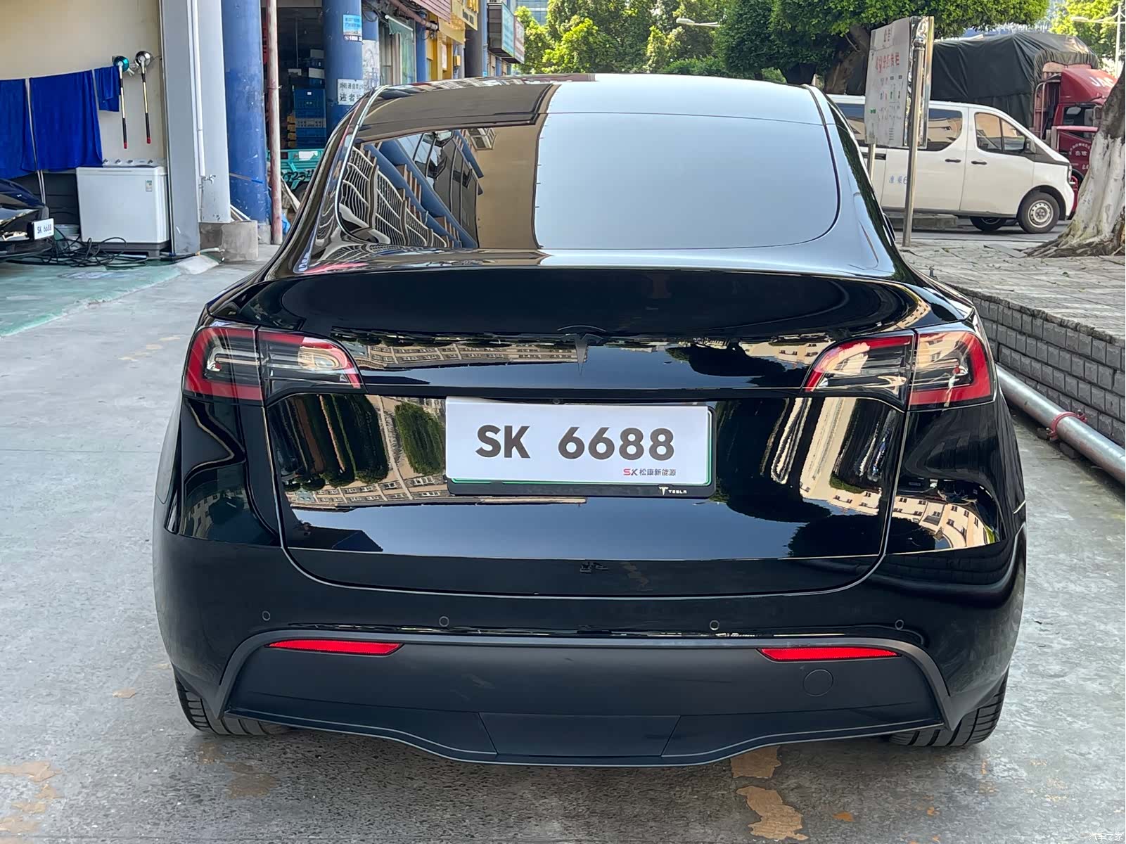Tesla Model Y, 2022 10