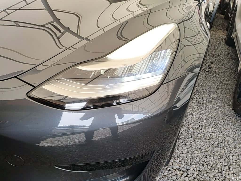 Tesla Model 3, 2020 24