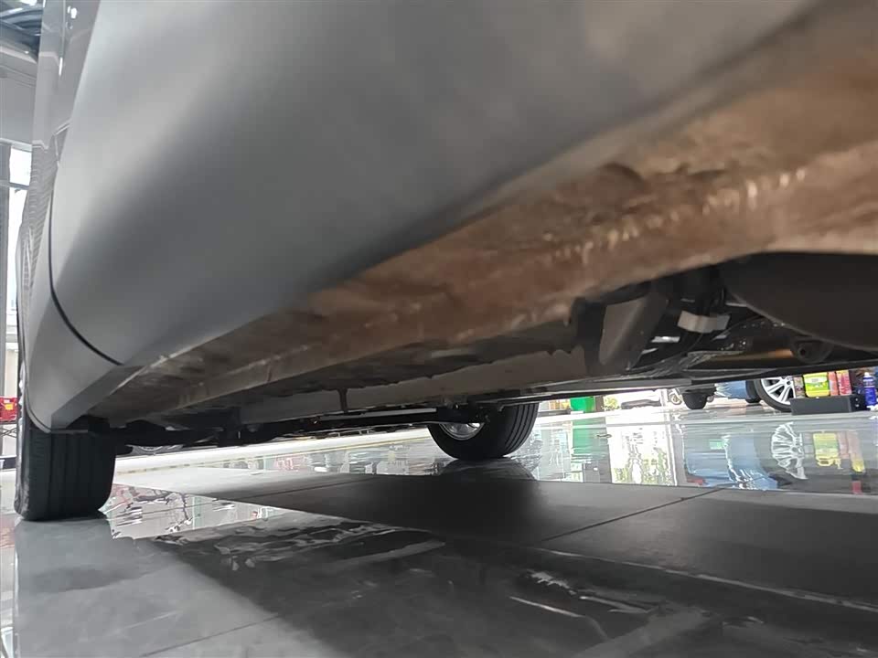 Toyota Corolla Sharp amplifier