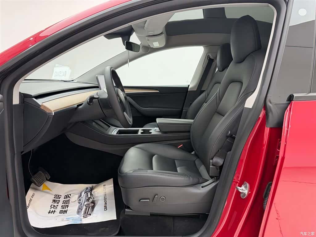 Tesla Model Y, 2021 15