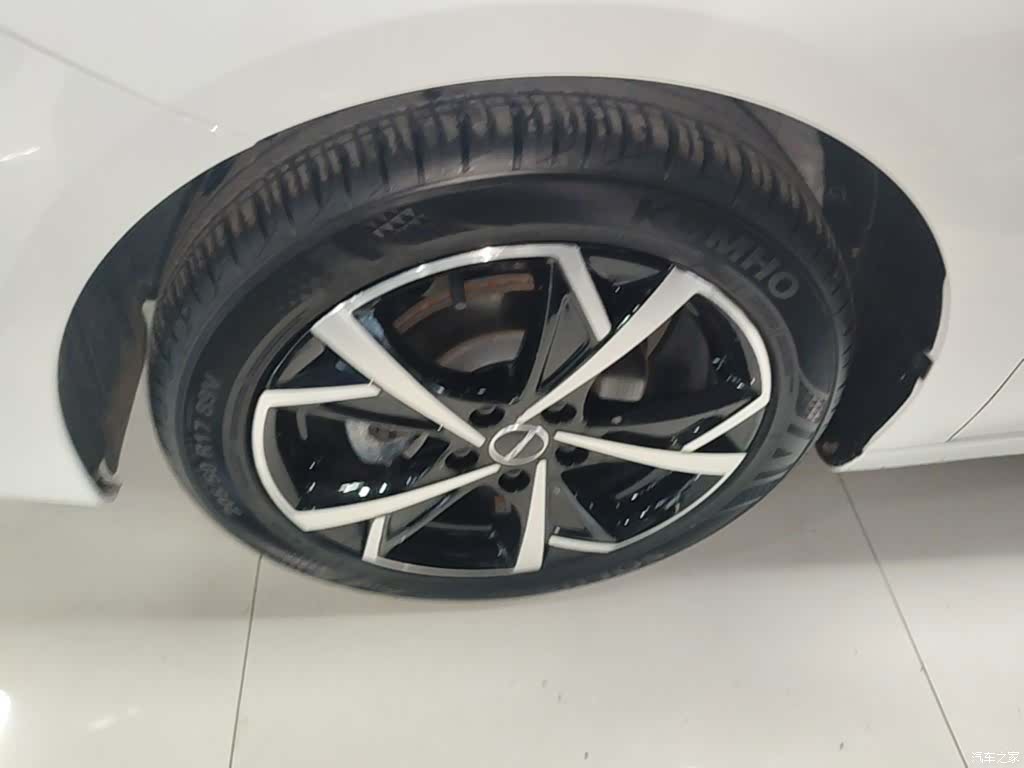 Roewe i5, 2025 23