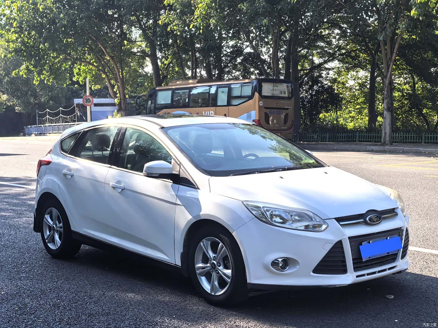 Ford Focus, 2015 25
