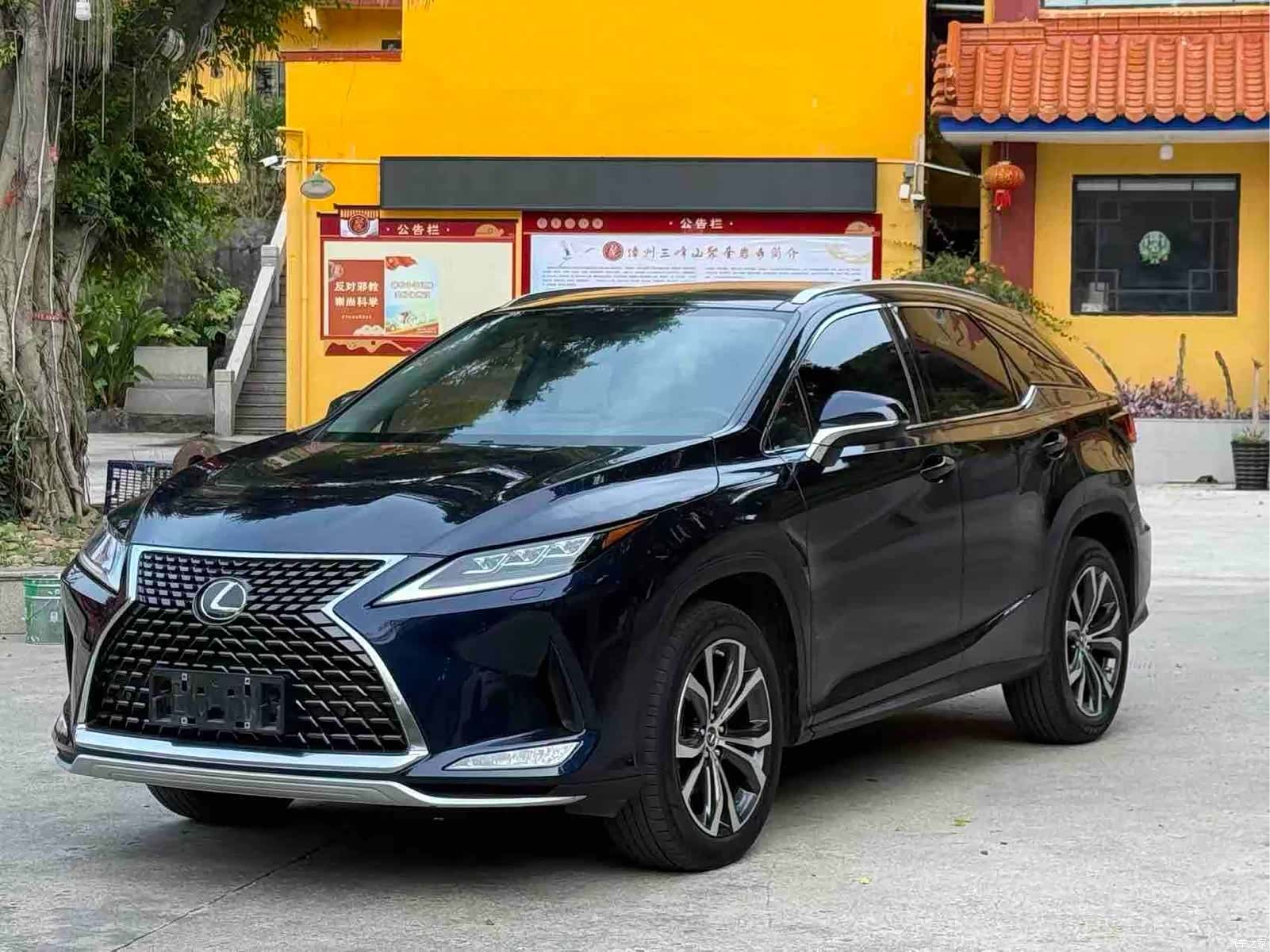 Lexus RX, 2022 3
