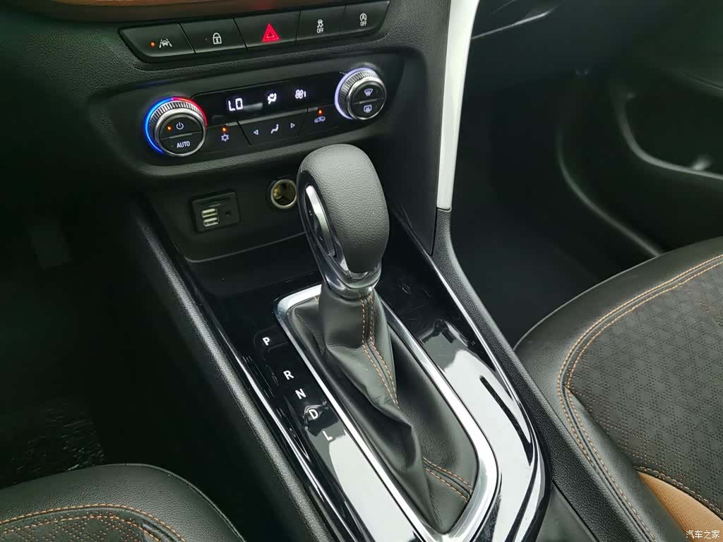 Buick Encore, 2020 13