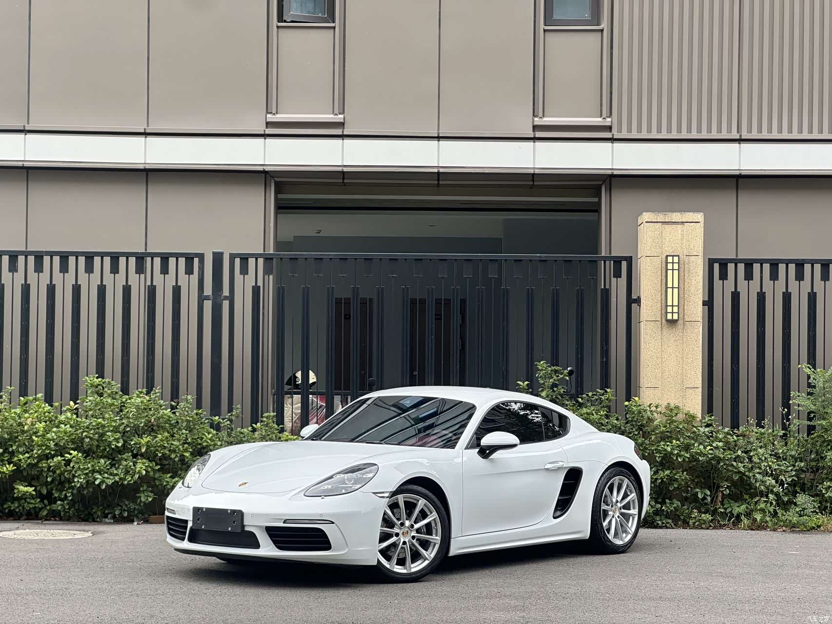 Porsche Cayman