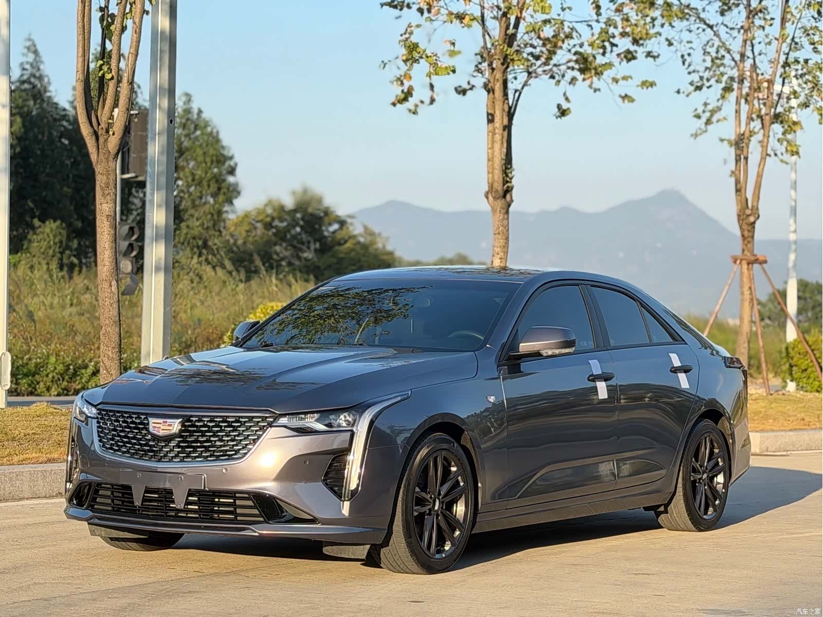 Cadillac CT4