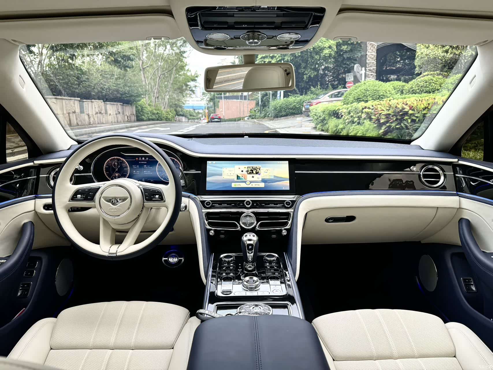 Bentley Flying Spur, 2011 6